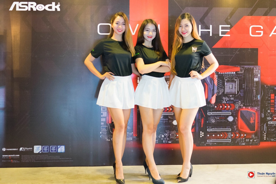 ASROCK_Kaby_launch-3
